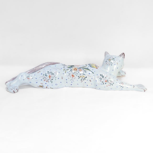 French Desvres Faience Figural Cat Wall Pocket Vase or Bouquetière by Geo Martel For Sale In Philadelphia - Image 6 of 16