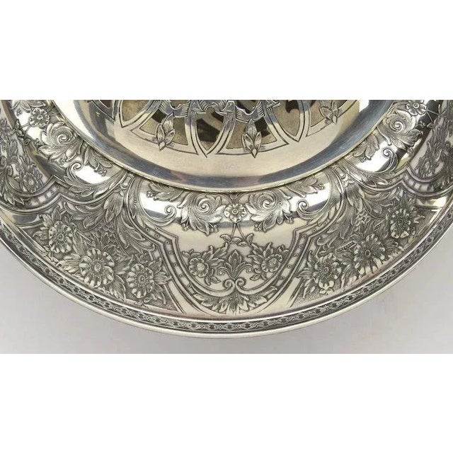 Vintage Flower Arranger Insert Center Piece by Wilcox International Co For Sale - Image 4 of 8