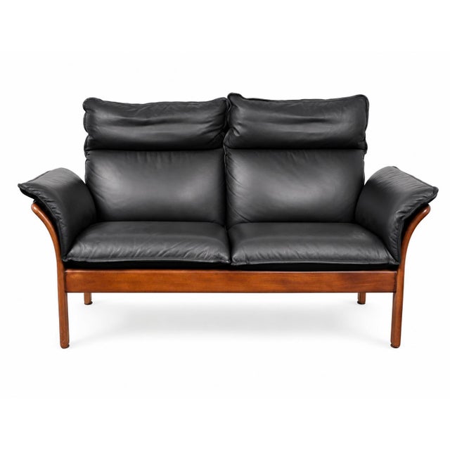 Black Two-Seater Sofa by Illum Wikkelsø for Dreipunkt International, 1960s For Sale - Image 8 of 8
