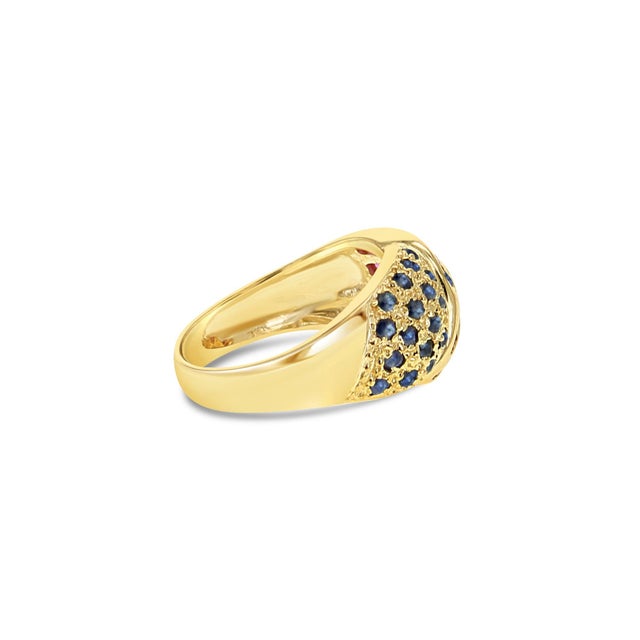 Contemporary Ruby & Sapphire Cocktail Ring 14k Yellow Gold, Size 6.75 For Sale - Image 3 of 3