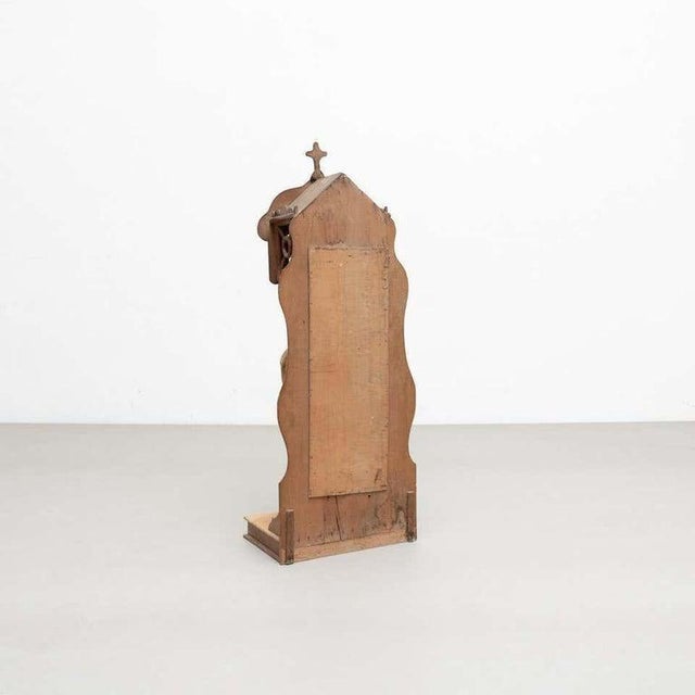 Large Traditional Figure of a Virgin in Wood Niche, 1950 For Sale - Image 6 of 14