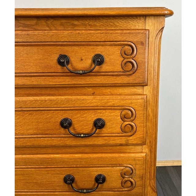 Vintage French Louis XIV Chest of Drawers For Sale - Image 4 of 11