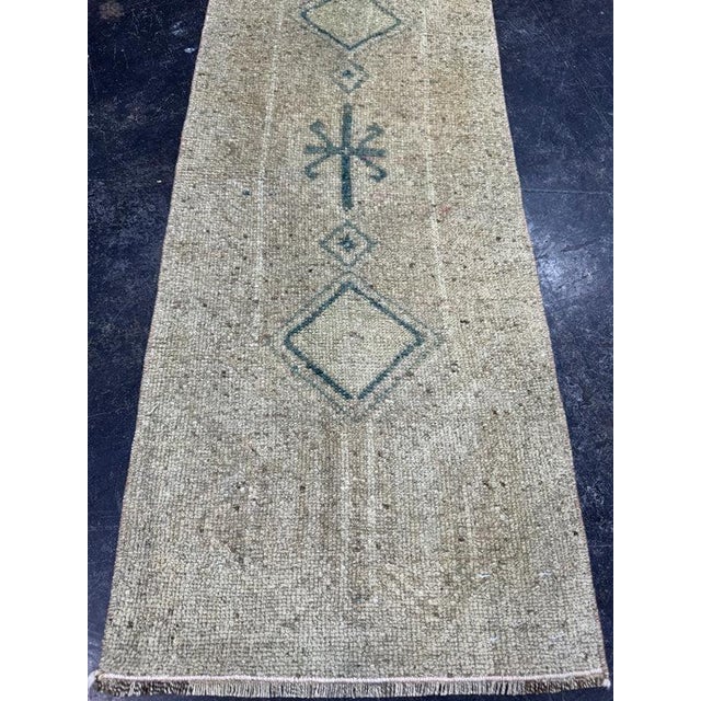 Contemporary Turkish Yastik Rug 1'3" x 3'4" For Sale - Image 3 of 5