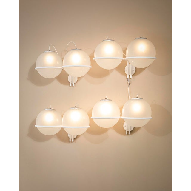 Mid-Century Modern Mod. 239/2 Wall Lamps by Gino Sarfatti for Arteluce, 1970s, Set of 4 For Sale - Image 3 of 7
