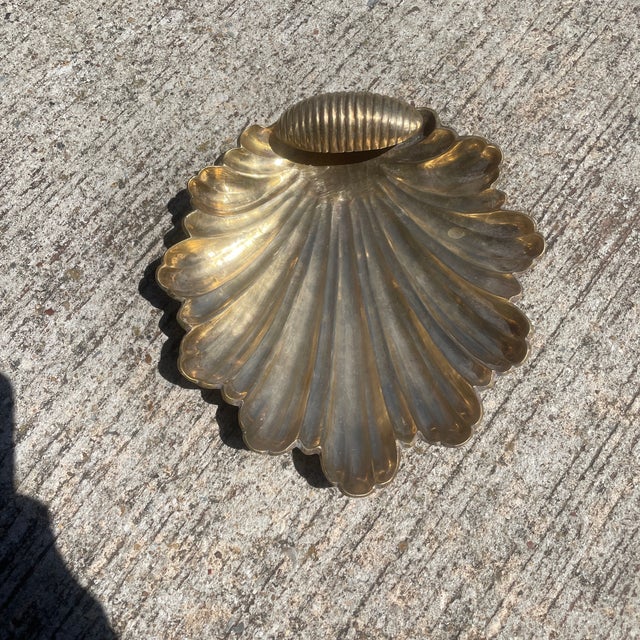 Hollywood Regency Footed Brass Shell Catchall For Sale - Image 3 of 5