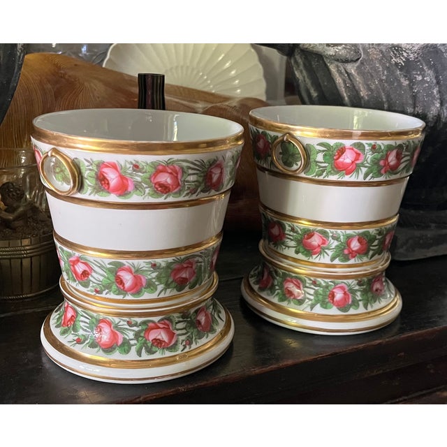 Antique 18th Century French Louis XVI Queen's Factory Paris Porcelain Cachepots or Orchid Flower Pots - A Pair For Sale - Image 4 of 15