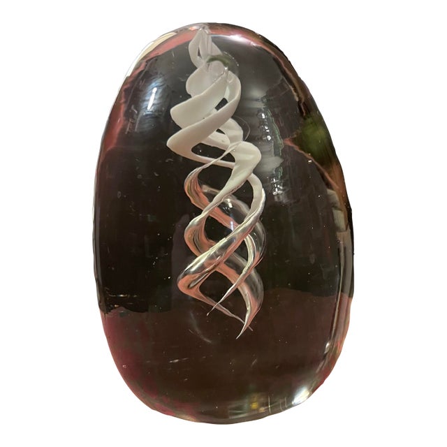 Late 20th Century Signed Murano Glass Sculpture by Pino Signoretto — Studio Work With Twisting Ribbon Core For Sale