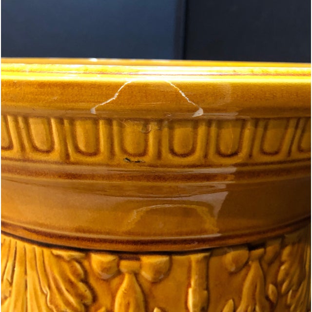 English Late 19th Century Impressive English Majolica Jardinière on Pedestal For Sale - Image 3 of 12