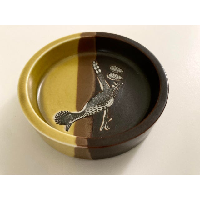 1970s Mid Century Modern Hand Painted Japanese Trinket Dish With Roadrunner For Sale In New York - Image 6 of 6