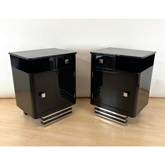 1930s Art Deco Bedside Cabinets in Black Lacquer & Chrome, France, 1930, Set of 2 For Sale - Image 5 of 18