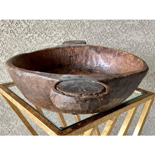 Late 19th-Century Hand-Hewn Rustic American Wooden Dough Bowl For Sale - Image 11 of 12