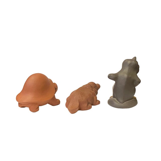 2020s Set of 3 Small Ceramic Animal Figure Display Art For Sale - Image 5 of 7
