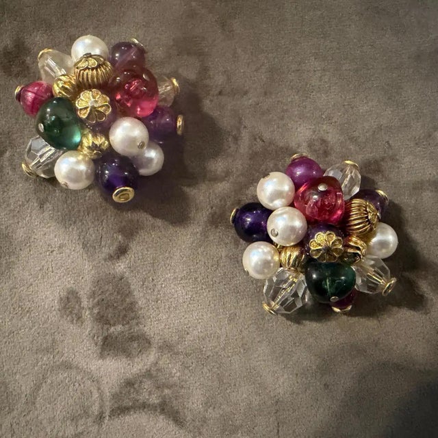 1980s Costume Jewelry Glass, Beads and Faux Pearls Italian Clip-on Earrings For Sale - Image 9 of 11