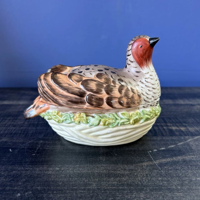 Charming vintage **Mottahedeh Stately Homes Collection** porcelain trinket box featuring the delightful **“Sir Humphrey...