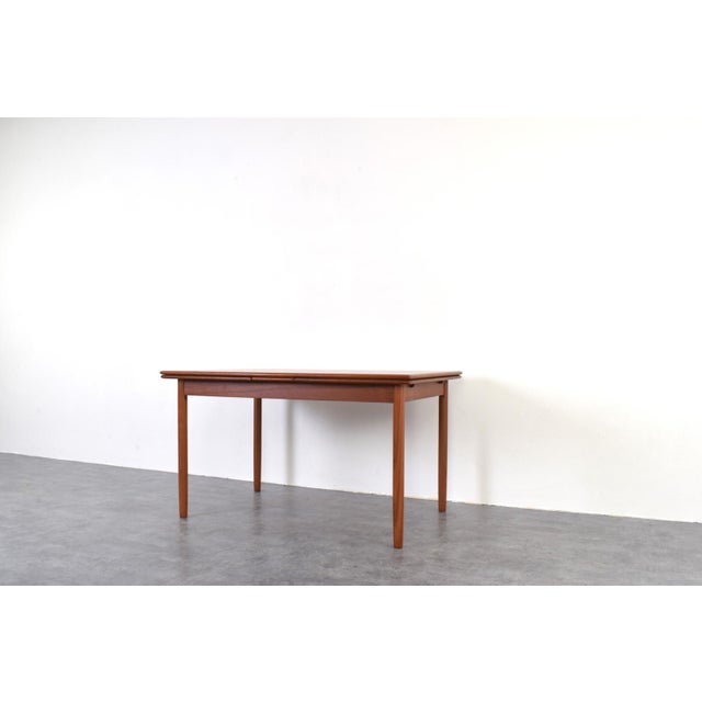 Wood Mid-Century Modern Danish Extendable Dining Table in Teak, 1960s For Sale - Image 7 of 17