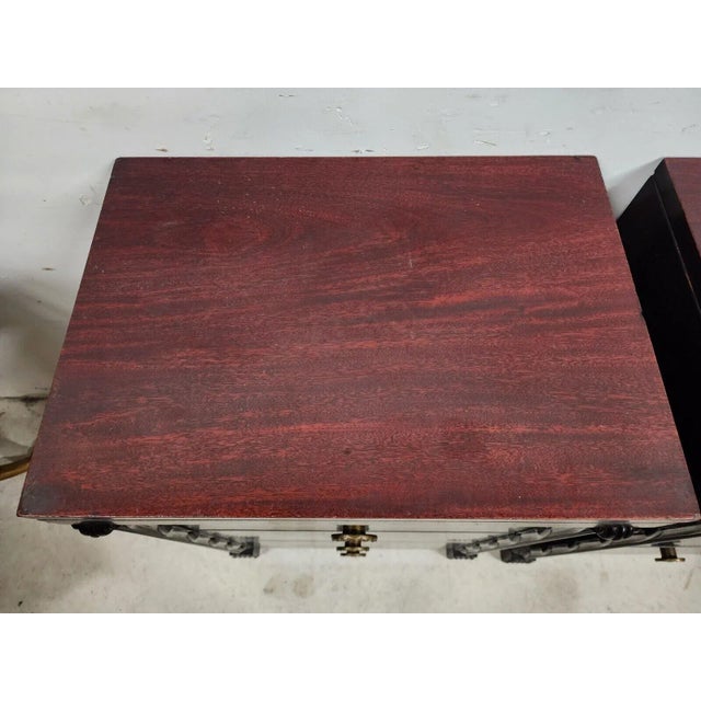 Midcentury Nightstands Side Tables in Rosewood by John Stuart For Sale In Miami - Image 6 of 12