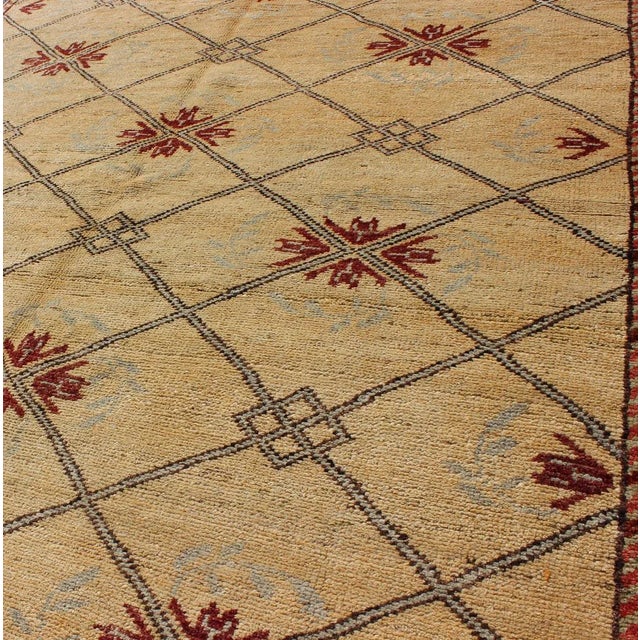 Textile Vintage Turkish Cross-Hatch Trellis Design Oushak Rug by Keivan Woven Arts 4'2 X 9'7 For Sale - Image 7 of 9