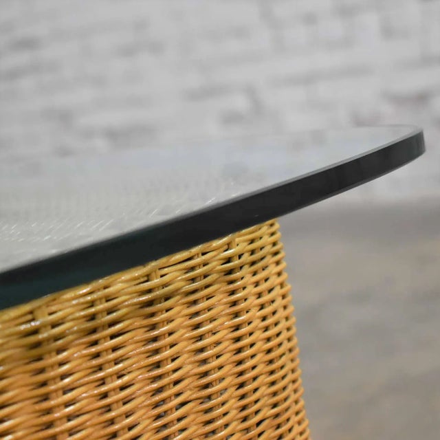 Rattan Wicker Organic Modern Side Table With Thick Glass Top For Sale - Image 10 of 13