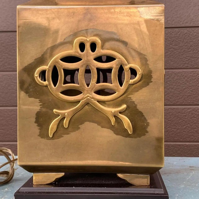 Vintage Paul Hanson Chinoiserie Brass Table Lamp With Shade For Sale - Image 11 of 13