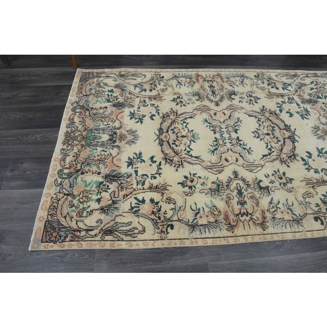 1970s 1970s Vintage Handmade Wool Cotton Beige Area Rug For Sale - Image 5 of 11