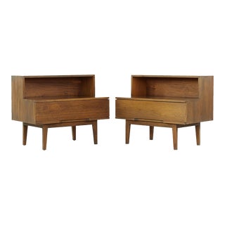 Mel Smilow Mid Century Walnut Nightstands - Pair For Sale