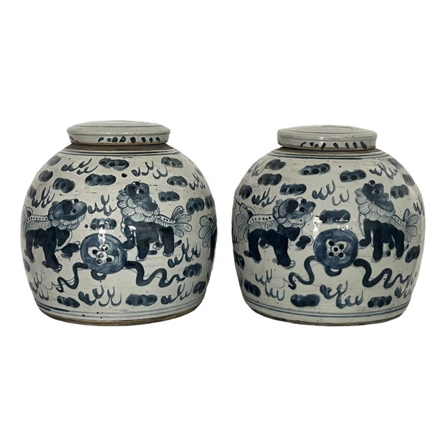 19th Century Qing Chinese Blue and White Storage/Ginger Jars With Foo Lions - A Pair For Sale