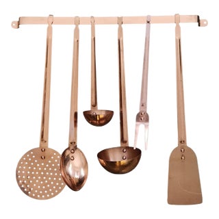 Vintage Solid Copper Kitchen Utensil Set With Hanging Rack, 7 Pieces For Sale