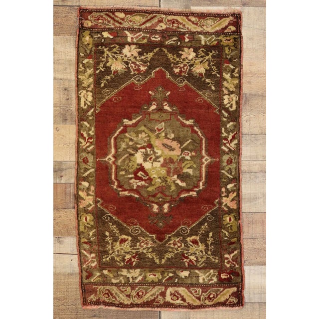 Ruby Red Vintage Turkish Yastik Rug - 01'09 X 03'00 For Sale - Image 8 of 8