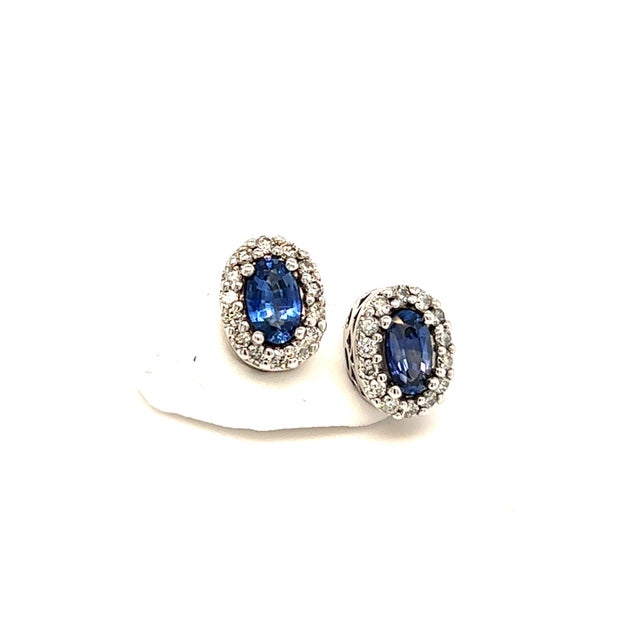 2010s Natural Sapphire Diamond Stud Earrings 14k W Gold 0.64 TCW Certified For Sale - Image 5 of 12
