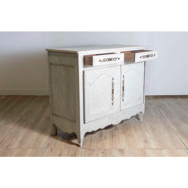 Light Gray Mid-18th Century French Louis XV Period Painted Buffet with Drawers and Doors For Sale - Image 8 of 10
