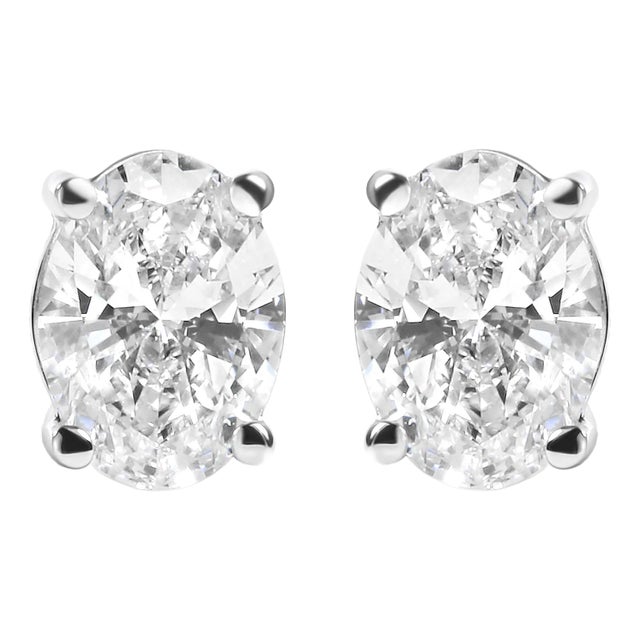 14K White Gold 3/4 Cttw Oval Shape Lab Grown Diamond Solitaire Stud Earrings (F-G Color, VS1-VS2 Clarity) For Sale