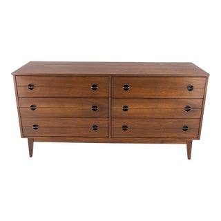 Danish Mid Century Modern 6 Drawers Walnut Double Dresser Credenza Round Pulls For Sale