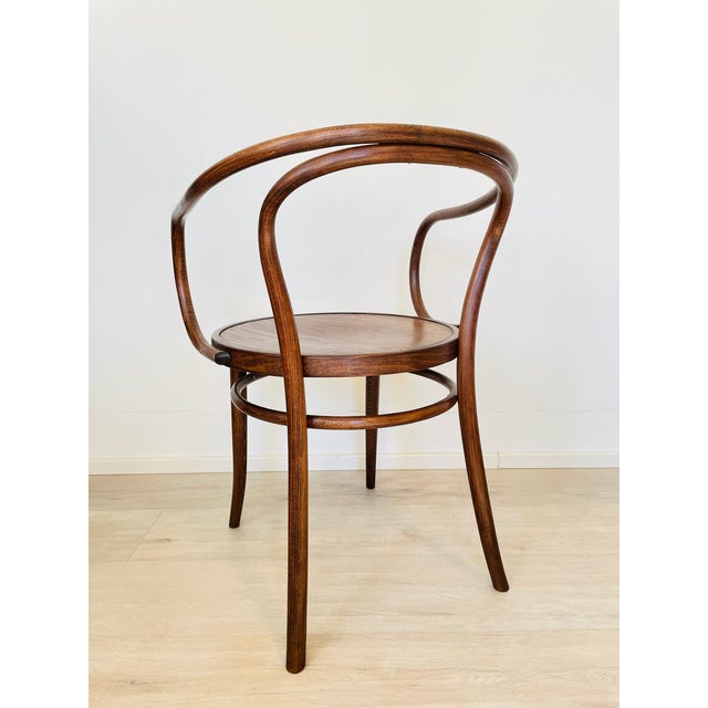Brown Model B9 Chair by Michael Thonet, Former Czechoslovakia, 1950s For Sale - Image 8 of 12