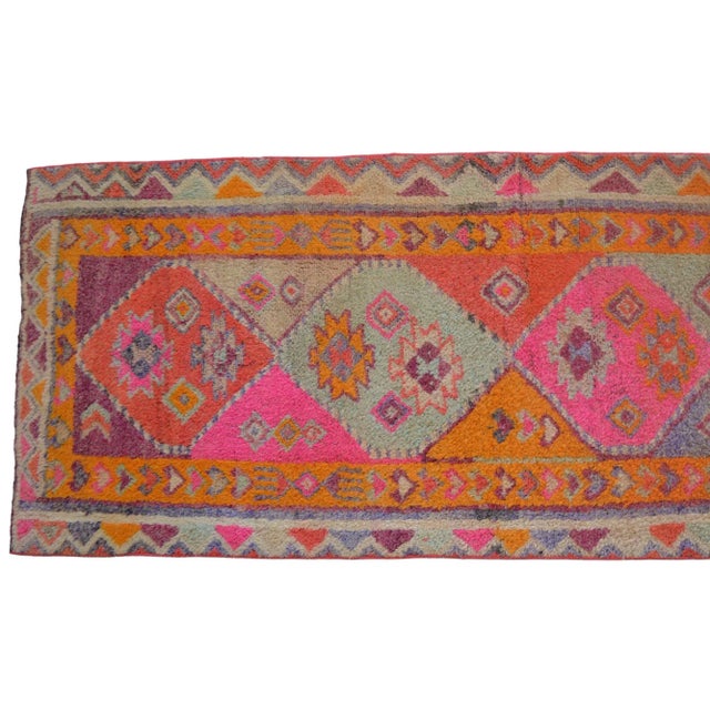 Textile Turkish Runner Rug . Hand-Knotted Tribal Oushak Halway 2′6″ × 14′ For Sale - Image 7 of 12