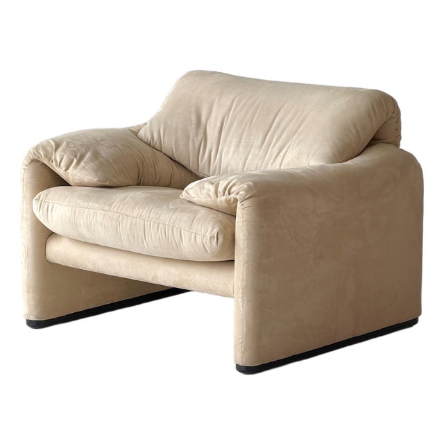 Maralunga Chair by Vico Magistretti for Cassina For Sale