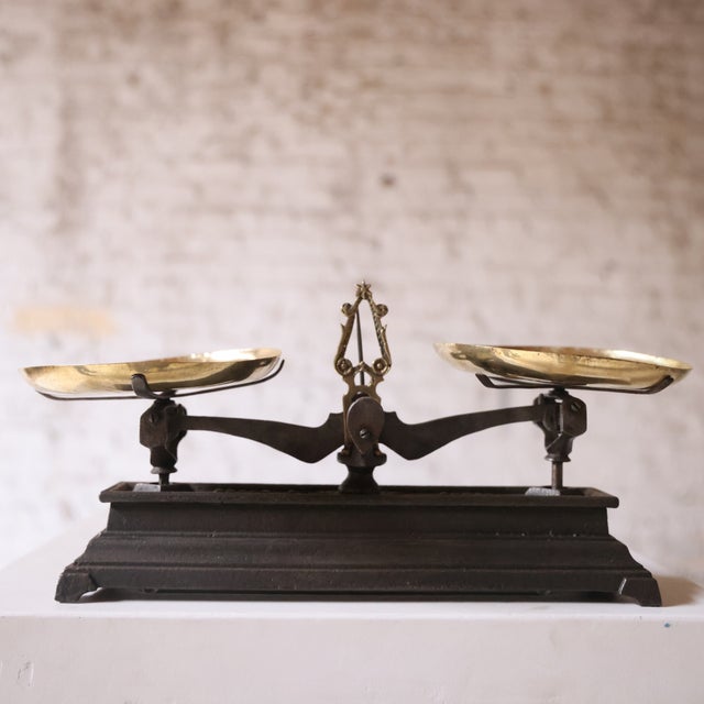 Add timeless industrial elegance to your space with this 19th century French brass and iron scale, a beautifully crafted...