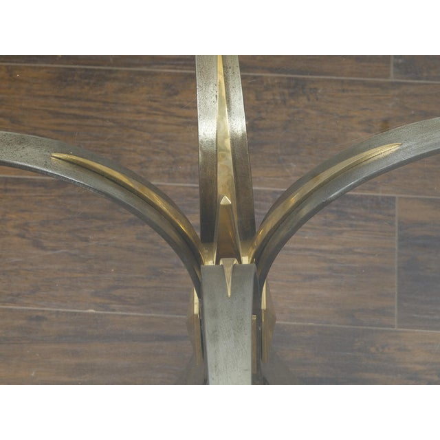 Early 20th Century French Art Deco 1930s Steel and Brass Drinks Table with Glass Top, Splaying Legs For Sale - Image 5 of 10