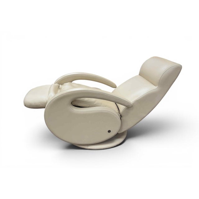 Contemporary American Leather Odyssey Recliner, Designed by Rick Lee For Sale - Image 3 of 12