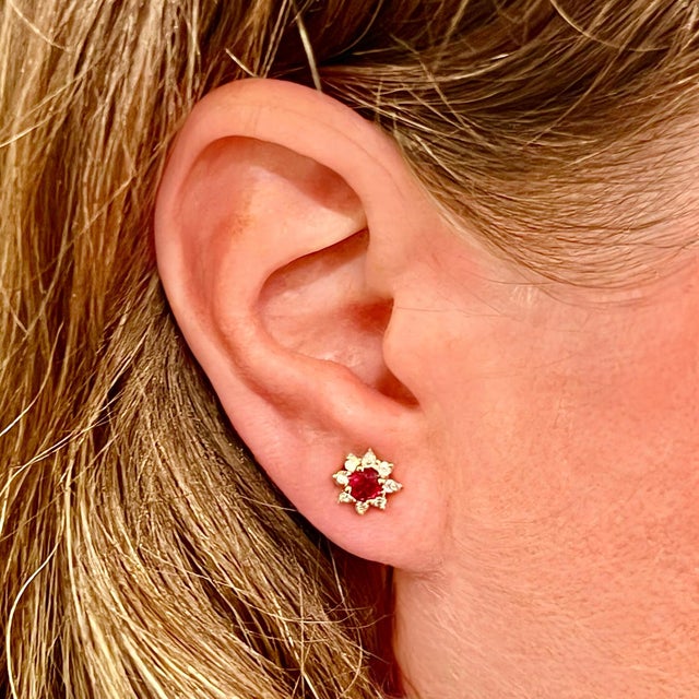 Purple Diamond Sapphire Earrings 14 Karat Yellow Gold 0.66 TCW Certified For Sale - Image 8 of 14