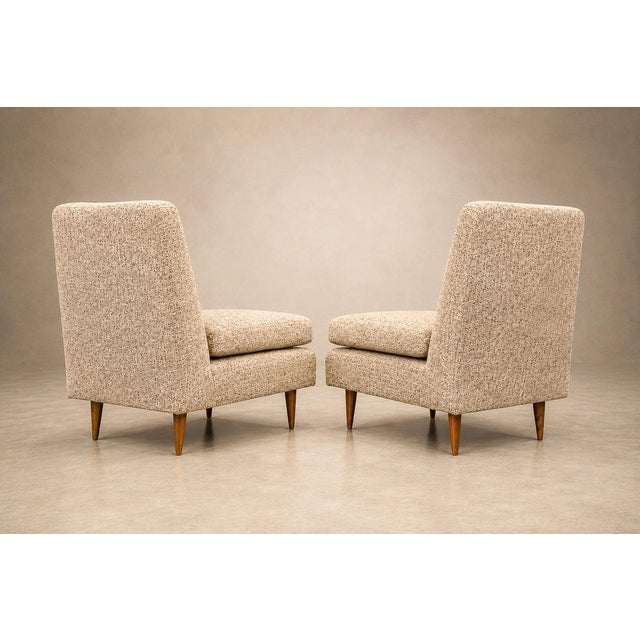Pair of “L” Lounge Chairs in Caviúna & Textured Bouclé by Joaquim Tenreiro, 1958 For Sale - Image 17 of 18