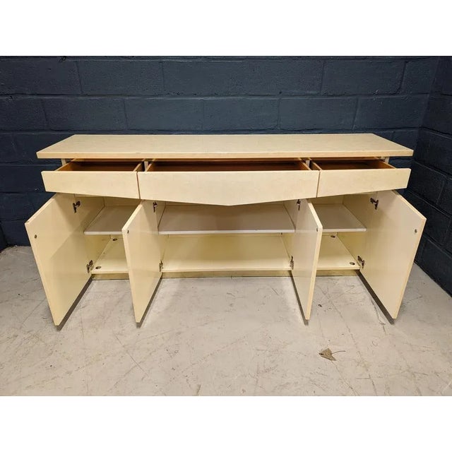 White Lacquered Buffet by Eric Maville For Sale - Image 3 of 9