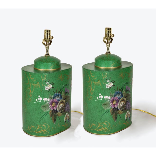 A Pair Vintage English Export Chinoiserie Style Tea Caddy Lamp.Vintage English Export Chinoiserie Style Tea Caddy Lamp...
