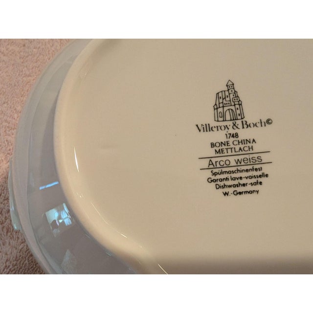 1980s Villeroy & Boch "Arco Weiss" 1.5 Qt Covered Vegetable Dish For Sale - Image 13 of 15