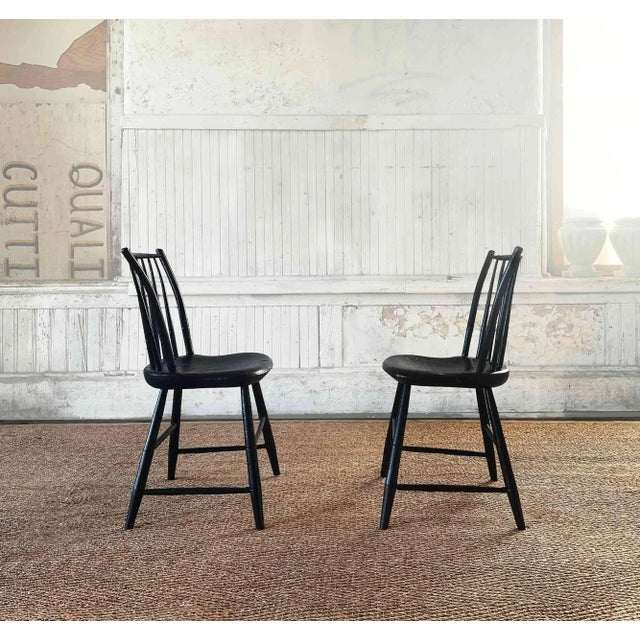 Mid 19th Century Windsor Chairs Antique - A Pair For Sale - Image 5 of 6
