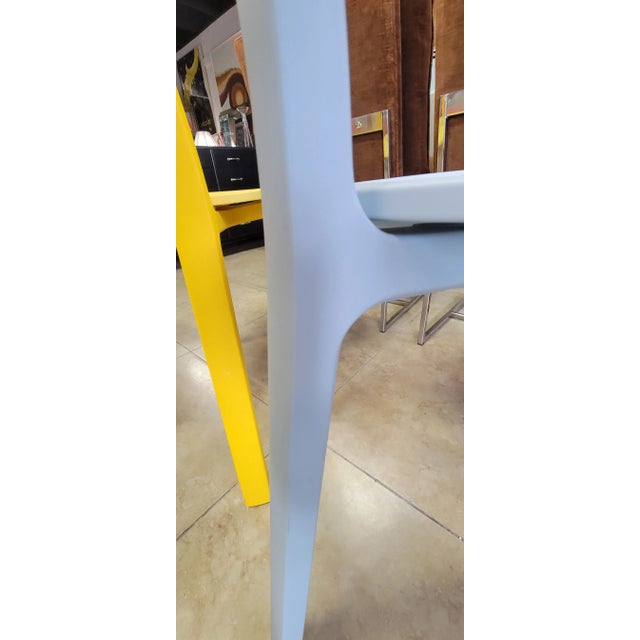 All Plastic Vitra Chairs -Set of 4 For Sale In Miami - Image 6 of 9