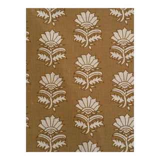Alex Conroy Textiles White Thistle - Oyster Linen Fabric 3 1/2 Yards in Desert For Sale