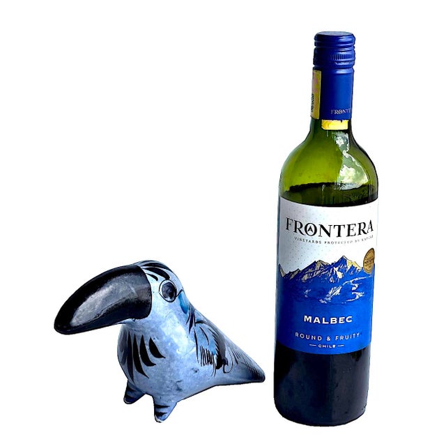 Blue 1970s Tonalá Mexico Ceramic Blue Toucan Bird Figurine For Sale - Image 8 of 14
