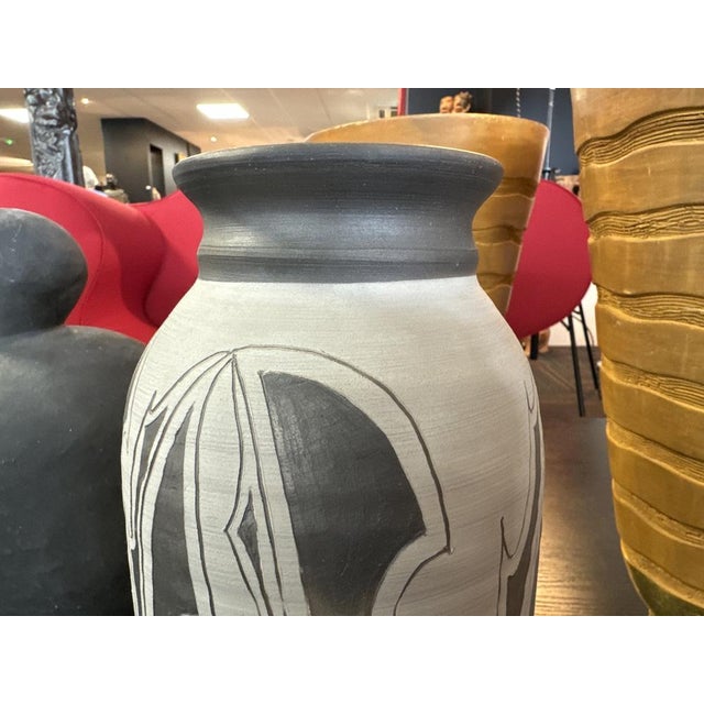 1990s Large Ceramic Vase by Elevio Arnanz, 1995 For Sale - Image 5 of 9