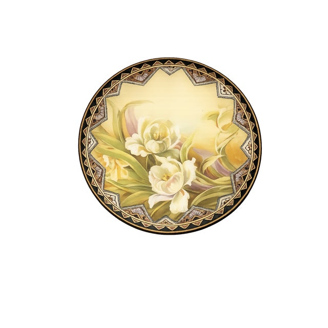 1970s Vintage Japanese Hand-Painted Floral Cabinet Plate With Raised Relief Border For Sale - Image 5 of 5