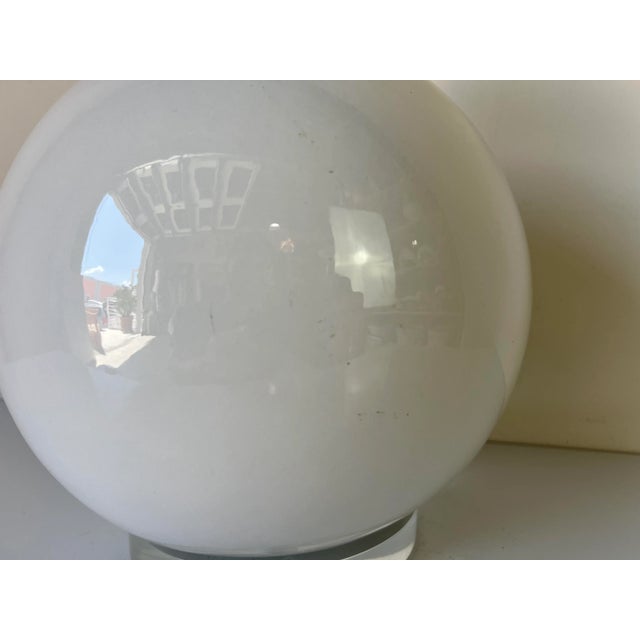 80's Postmodern Sphere Ball - Shape Ceramic Table Lamp on Lucite Base/Sold For Sale In Miami - Image 6 of 12